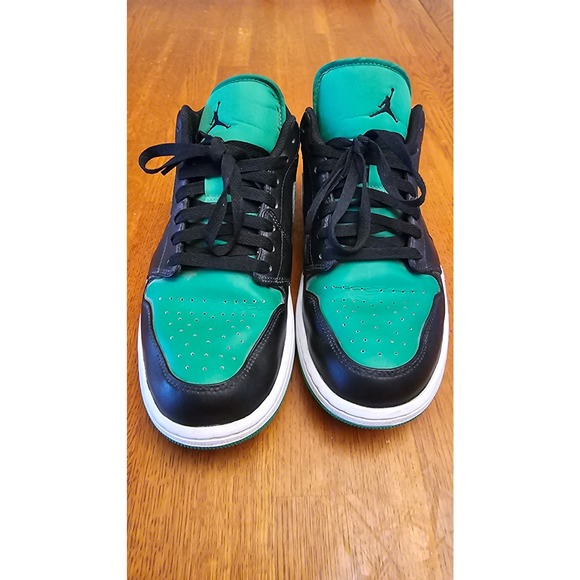 Men Size 10 - Nike Air Jordan 1 Low Black Lucky Green - Picture 2 of 6